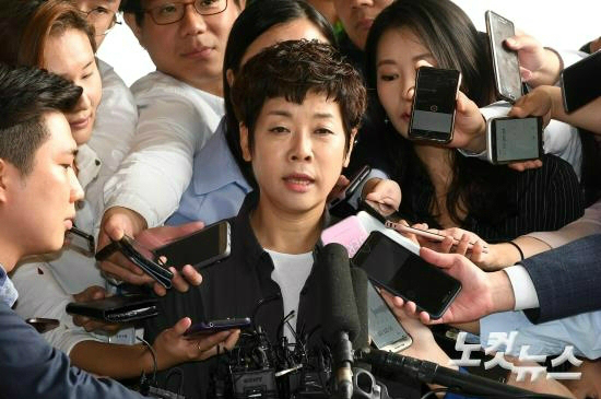 김미화 "이명박 씨 구속 강력히 원합니다"