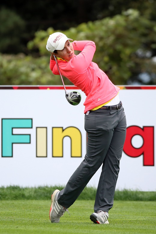 카를로타시간다가1라운드11번홀에서티샷하고있다.사진=LPGAKEB하나은행챔피언십대회본부제공