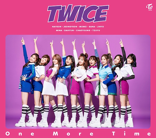 트와이스, 日 첫 싱글 발매 당일 역대 최대 판매량 달성