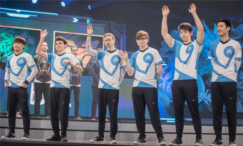 C9 리그 오브 레전드 팀 선수들(사진=라이엇게임즈 제공).