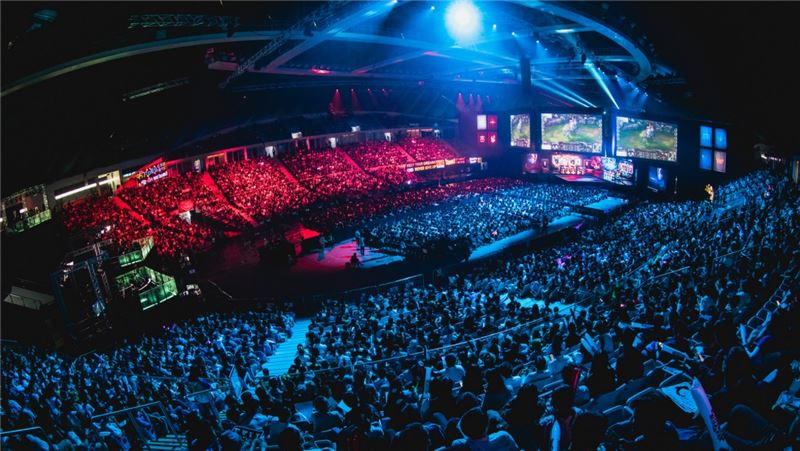 중국 광저우 체육관에서 열린 롤드컵 8강전(사진=라이엇게임즈 제공).