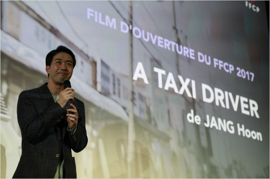 파리에 간 '택시운전사', 매진으로 뜨거운 환영