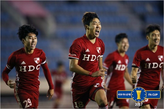 "우승할게요" 故 조진호 감독을 향한 이정협의 사부곡