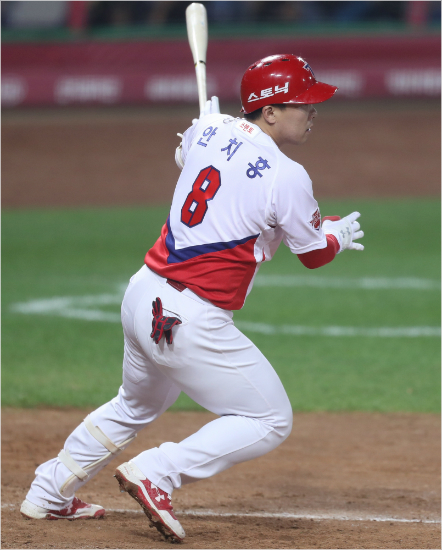안치홍은 KBO 역사에 단 1명뿐인 KS 기록 보유자다