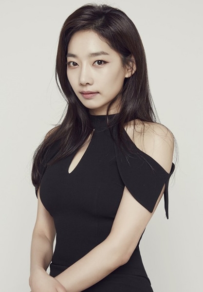 배우 송유현, C9엔터테인먼트와 전속계약 체결…소속사 "아낌없이 지원"