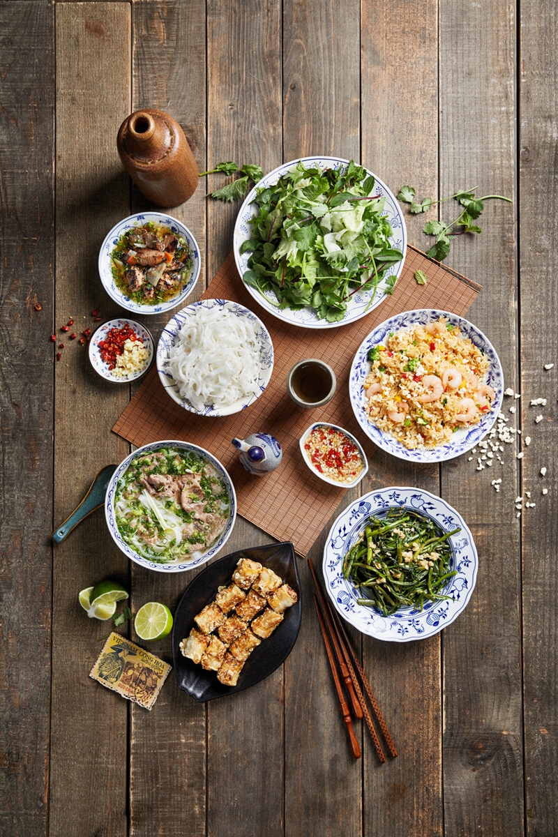 분짜라붐 넴과 분짜 메뉴.(사진= SF이노베이션)