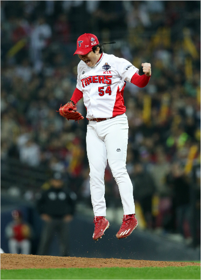 "KS 최초요?" 정작 본인은 몰랐던 양현종의 위대함