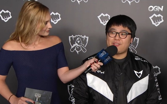 삼성 갤럭시의 톱 라이너 '큐베' 이성진(사진=OGN 생중계 화면 캡처).