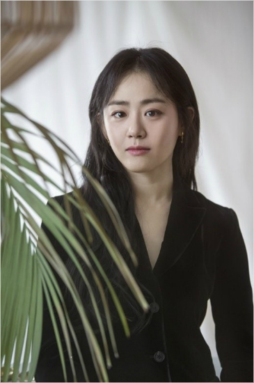영화 '유리정원'에서 과학도 재연 역을 맡은 배우 문근영. (사진=리틀빅픽쳐스 제공)
