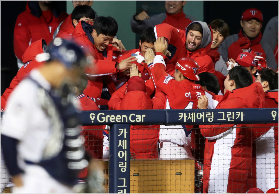 KIA가 두산을 꺾고 통산 11번째 한국시리즈 우승을 달성했다 (사진 제공=KIA 타이거즈)