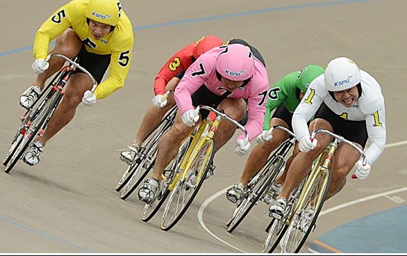 경륜 선수들의 경기모습. (사진=경륜운영본부)