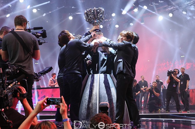 2015년 롤드컵을 우승할 때의 SK텔레콤 T1.