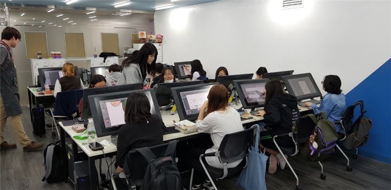 국내 최대 규모 입시 만화 학원 '애니포스'.