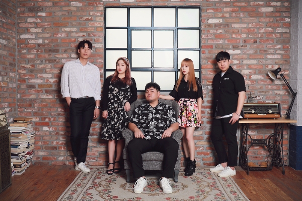혼성 아카펠라 그룹 ‘나린’, 데뷔 앨범 ‘With you’ 발매… '대중적 아카펠라'의 향연