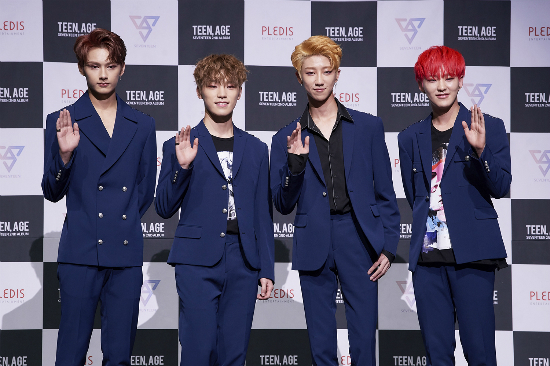세븐틴이 세븐틴에게 "우린 성장했다, 박수!"