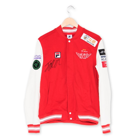 케이옥션에 올라온 '페이커' 이상혁의 유니폼. (사진=케이옥션 홈페이지 발췌)