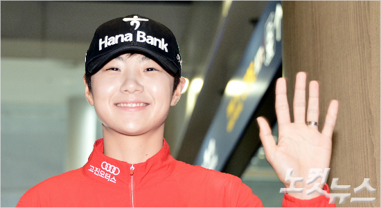 한국여자프로골프(KLPGA)투어를 평정하고 미국여자프로골프(LPGA)투어에 뛰어든 박성현은 데뷔 첫해 만에 여자골프 세계랭킹 1위까지 올랐다.(노컷뉴스DB)