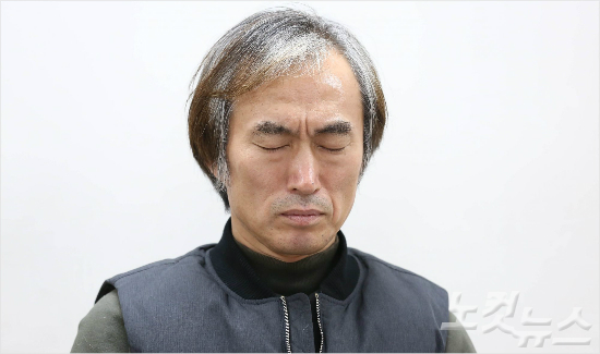배우 조덕제가 7일 오후 종로구 종로 2가에 위치한 피앤티스퀘어에서 여배우 성추행 논란과 관련 입장을 밝히는 기자회견을 갖고 있다. (사진=윤창원 기자)
