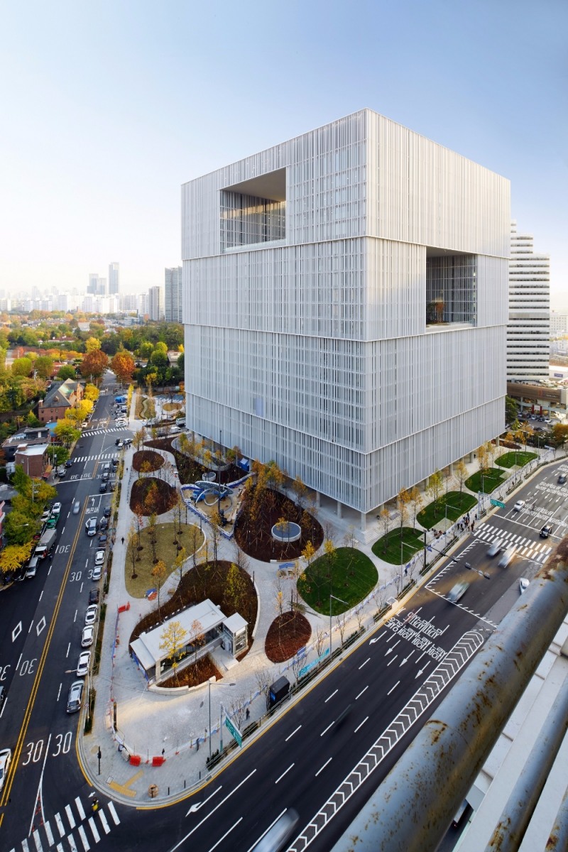 아모레퍼시픽그룹, 세 번째 용산 시대 시작