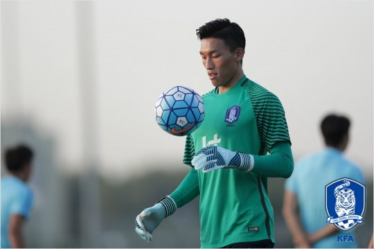 국가대표 골키퍼 김승규는 세르비아와 평가전을 앞두고 자체 훈련 도중 발목을 접질렸다. 세르비아전 골문은 김진현 또는 조현우가 지키게 됐다.(사진=대한축구협회 제공)