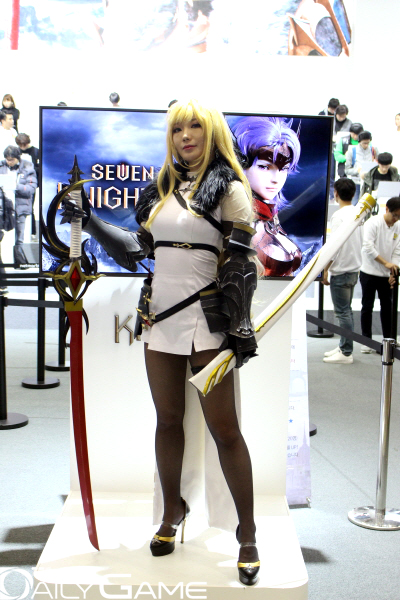 다양한 코스프레 촬영 이벤트도 이어졌다