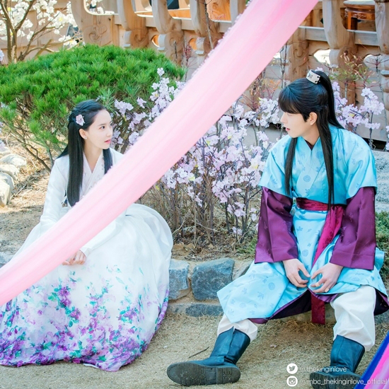 '왕은 사랑한다'에서 맺어진 은산(임윤아 분)과 왕린(홍종현 분) (사진=MBC 제공)