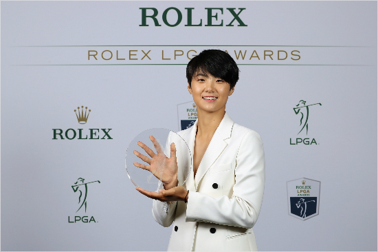 박성현은 압도적인 기량 차를 선보이며 올 시즌 미국여자프로골프(LPGA)투어 신인상을 수상했다.(사진=LPGA 제공)