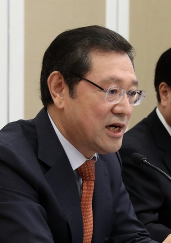 이용섭 일자리위원회 부위원장(사진=뉴시스)