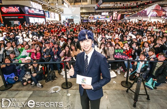 엄청난 현장 팬들을 몰고 다닌 '악어' 진동민.