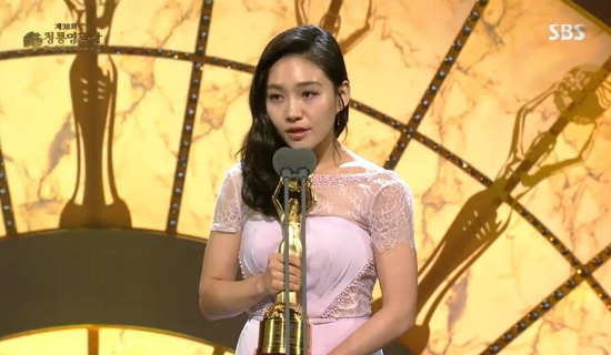 (사진='청룡영화상' 시상식 SBS 생중계 화면 갈무리)