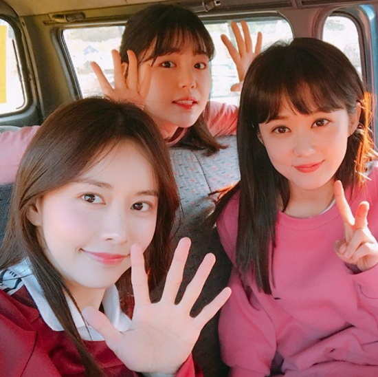 장나라는 '고백부부'로 대상 후보에 오른 것보다 너무 예쁜 동생들을 얻은 것이 더 큰 복이라고 말했다. 왼쪽부터 한보름, 조혜정, 장나라 (사진=장나라 인스타그램)