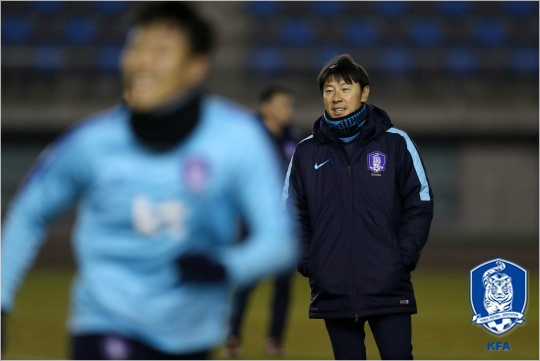2017 동아시아축구연맹 E-1 챔피언십을 앞둔 축구대표팀의 훈련은 전보다 시간은 짧아졌지만 더 뜨거운 분위기 속에 치열한 내부 경쟁을 이끌어 내고 있다.(사진=대한축구협회 제공)