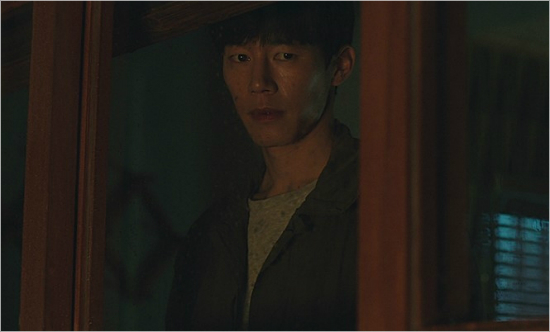 (사진=영화 '기억의 밤' 스틸컷)