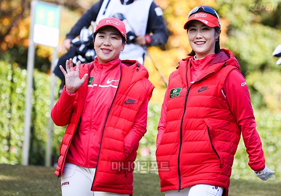 [포토] 자신 넘치는 김지현2와 김하늘