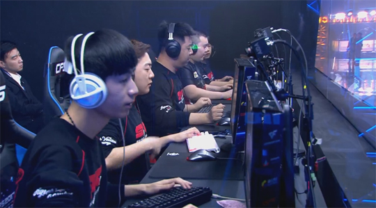 중국팀의 연속 우승 기록을 이어간 슈퍼 발리언트.(사진=CFS 중계 캡처)