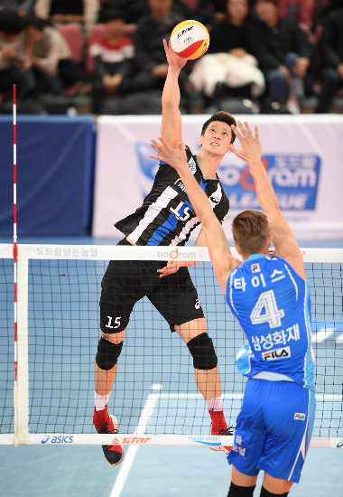 현대캐피탈과 삼성화재의 'V-리그 클래식 매치' 3차전이 오는 6일 대전 충무체육관에서 열린다. (사진=한국배구연맹 제공)