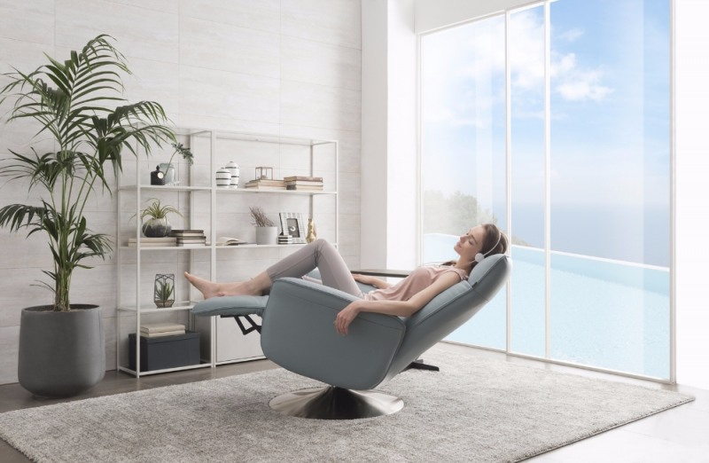 현대리바트, 전자동 리클라이너 출시