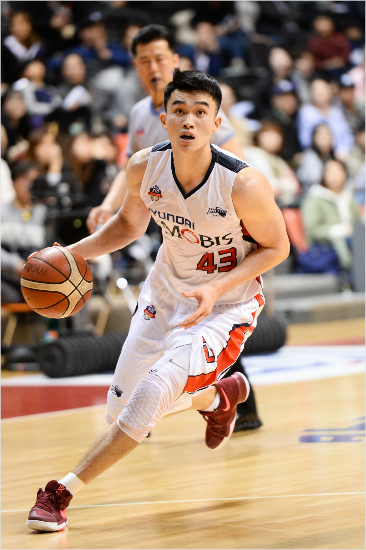 짧았던 미국 무대 도전을 마치고 친정팀 현대모비스로 복귀하는 가드 이대성.(자료사진=KBL)