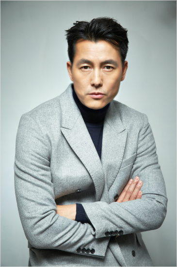 영화 '강철비'에서 북한 1호를 데리고 남한으로 피신한 북한 최정예요원 엄철우 역을 맡은 배우 정우성. (사진=NEW 제공)