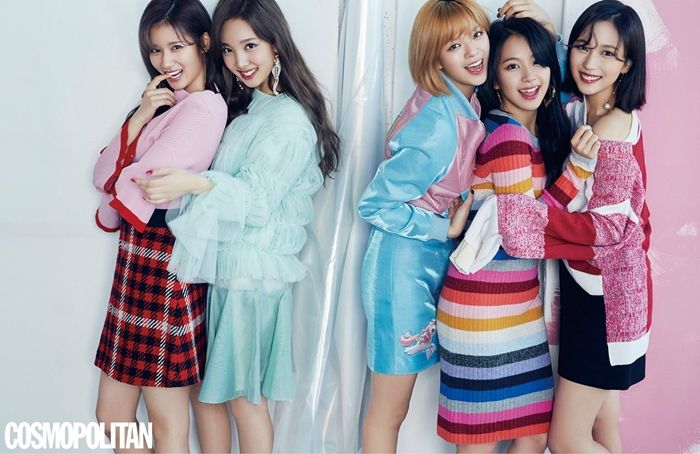 걸그룹 트와이스 (사진=코스모폴리탄 제공)