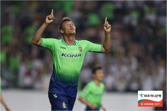 2년 연속 K리그 클래식 연봉킹 자리에 오른 김신욱. (사진=한국프로축구연맹 제공)