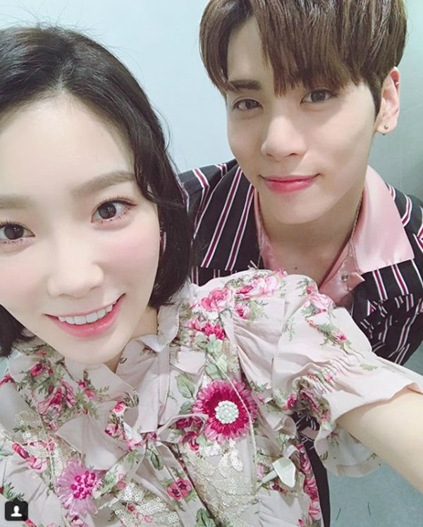 소녀시대 태연이 22일 자신의 인스타그램에 올린 고인과의 사진 (사진=태연 인스타그램)