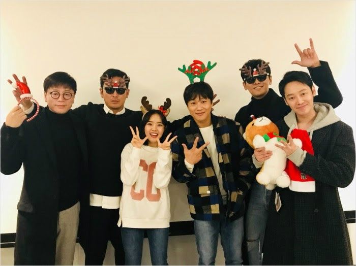 영화 '신과 함께' 300만 돌파 기념 감사 인증샷. (사진=롯데엔터테인먼트 제공)