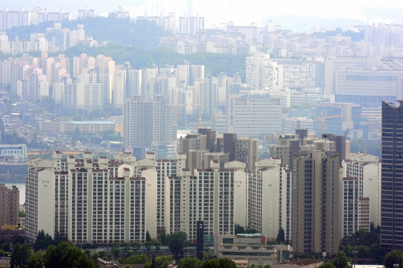 금융연구원 "주택가격 하락하면 중간등급 재무건전성 악화된다"