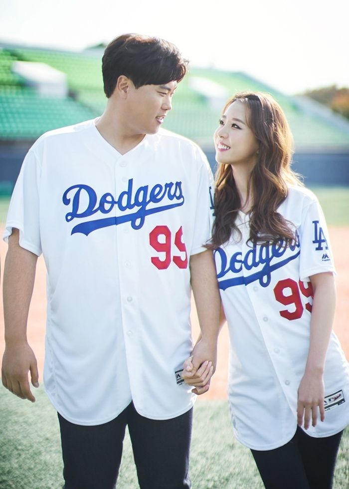 26일 공개된 류현진-배지현 웨딩 화보 (사진=류현진, 배지현 제공)