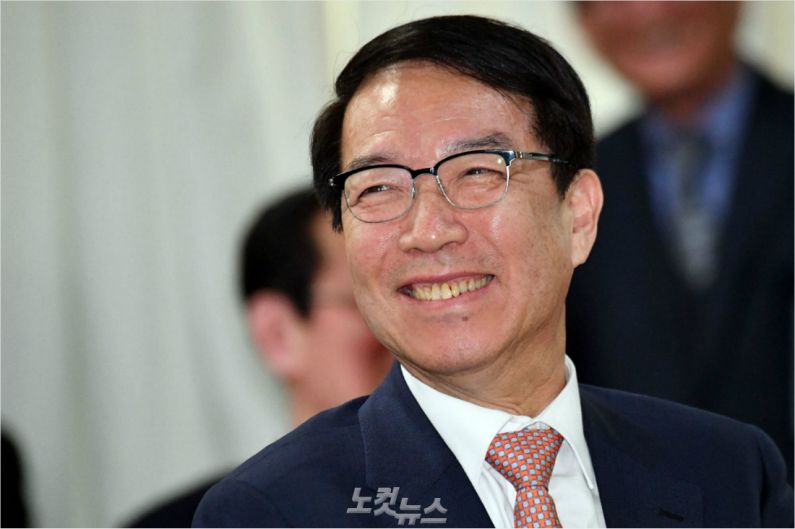 '성장에 이은 내실까지' 구본능 총재에 이어 한국 프로야구를 이끌 정운찬 신임 KBO 총재.(자료사진=윤창원 기자)