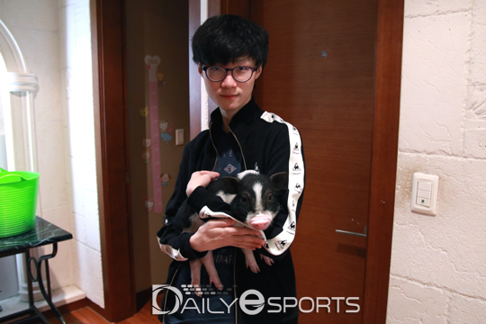 애완돼지 '꼬부기'와 함께 새 시즌 준비하는 MVP