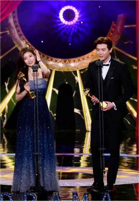 배우 배수지와 이종석. (사진=SBS 제공)