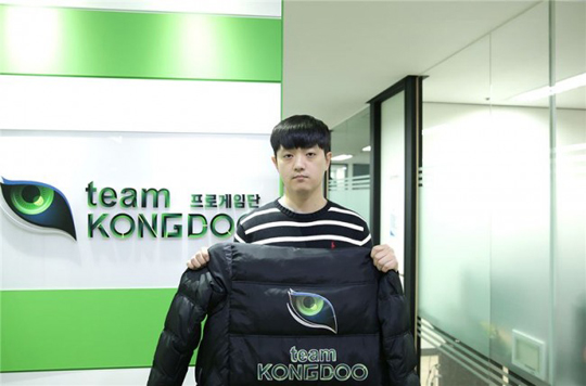 콩두에 합류한 천정희 코치.