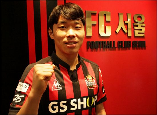 FC서울은 이명주와 주세종의 입대 공백을 경험 풍부한 미드필더 김성준의 영입으로 대신한다.(사진=FC서울 제공)